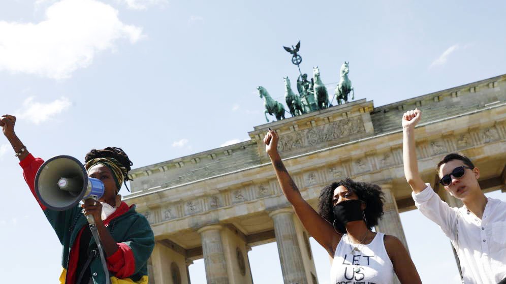 Protestas por la muerte de George Floyd se extienden a Europa