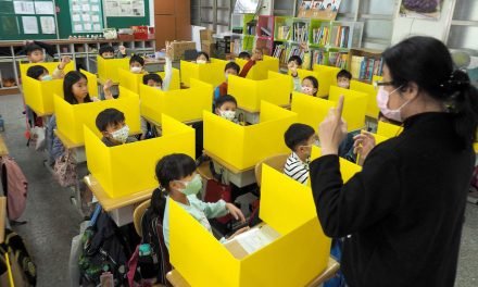 Retorno de los niños a las aulas de clase en China