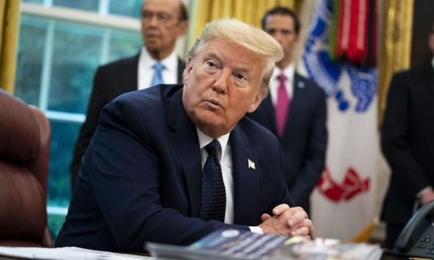Trump sugiere postergar elecciones por supuesto riesgo de fraude