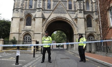Un solo hombre, el autor de ataque terrorista en Inglaterra