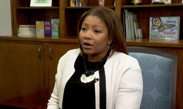 MNPS anuncia tres posibles escenarios para la reapertura de las escuelas este otoño