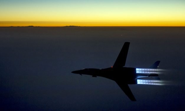 Teherán califica de “acto de terrorismo” la aproximación de dos cazas de EE.UU. a un avión de pasajeros iraní en Siria