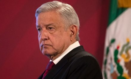 López Obrador reconoce el video donde su hermano recibe dinero para su partido