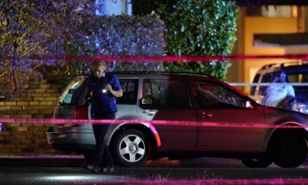 Matan a tiros durante un arresto al sospechoso del asesinato de un seguidor de Trump en Portland