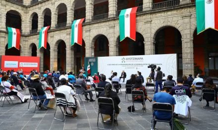 Las autoridades de México presentan un informe sobre el avance del caso Ayotzinapa a 6 años de la desaparición de los 43 normalistas