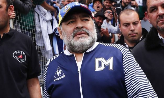 Muere Diego Armando Maradona a causa de paro cardiorrespiratorio a los 60 años