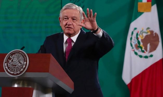 Anuncia AMLO que presentará una propuesta de reforma eléctrica