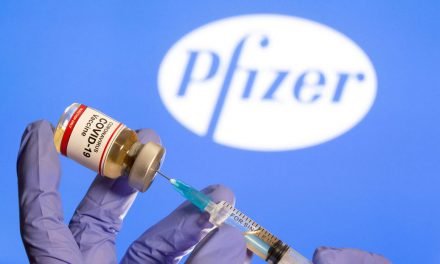 Activos soberanos como garantía de compra: las insólitas exigencias que Pfizer habría puesto a los Gobiernos de América Latina para venderles vacunas