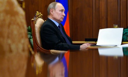 Putin promulga la ley que le permitirá permanecer en el Kremlin hasta 2036