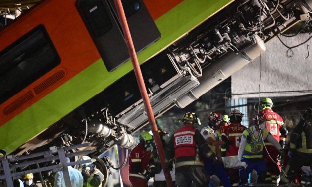Ebrard se pone a disposición de autoridades tras accidente en el Metro de la CDMX
