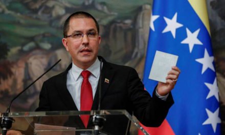 “No sea tan cínico”: La respuesta de Caracas a Duque tras pedir a EE.UU. que declare a Venezuela promotor del terrorismo