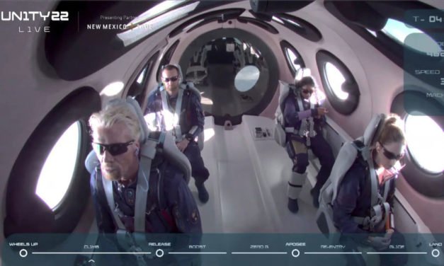 Richard Branson hace historia tras completar con éxito su primer viaje al espacio a bordo de la nave SpaceShipTwo