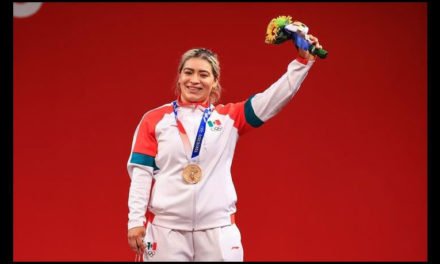Aremi Fuentes consigue otro bronce para México