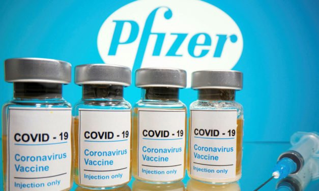 La FDA otorga la aprobación total a la vacuna Pfizer / BioNTech Covid-19, lo que abre la puerta a más mandatos de vacunas