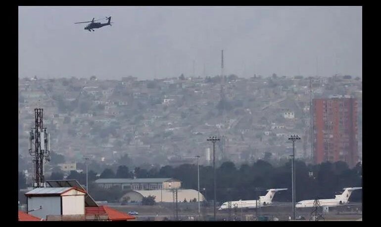 El aeropuerto de Kabul reanudó sus operaciones, informa el Pentágono