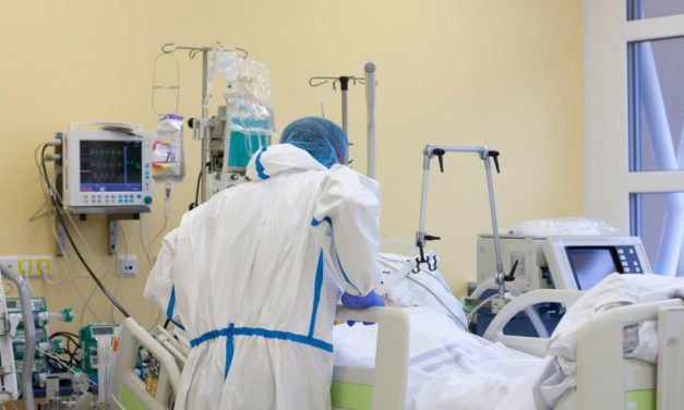 Camas de las UCI llenas en muchos hospitales de Middle Tennessee
