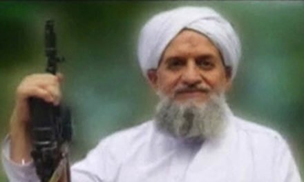 El líder de Al Qaeda, que se rumoreaba que estaba muerto, aparece en un video publicado el día del 20.º aniversario del 11-S