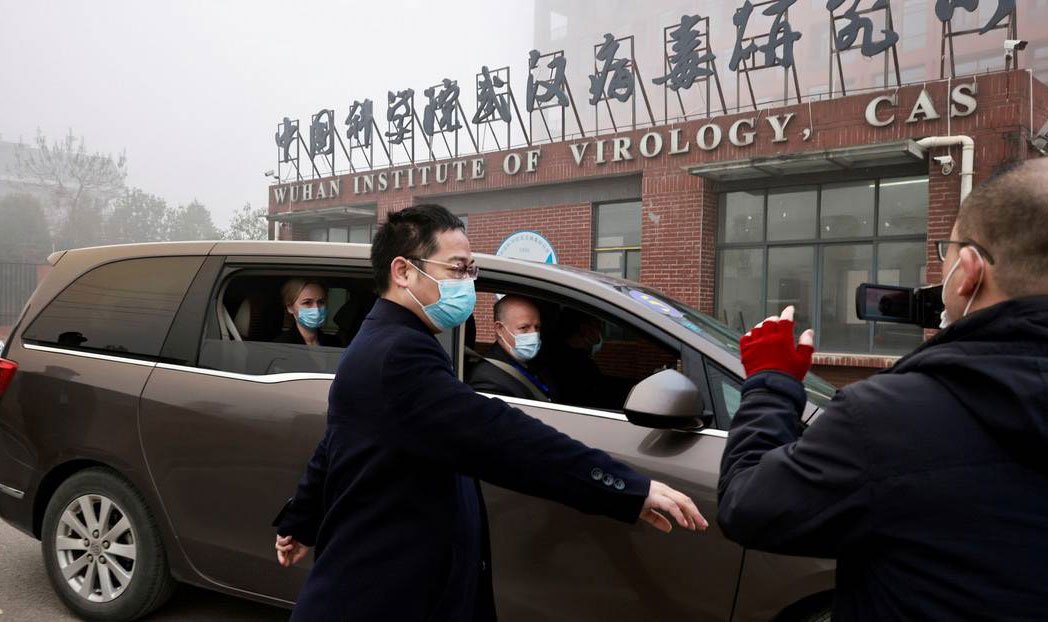 China califica de “farsa política” el informe sobre los orígenes del covid-19 elaborado por la inteligencia de EE.UU.