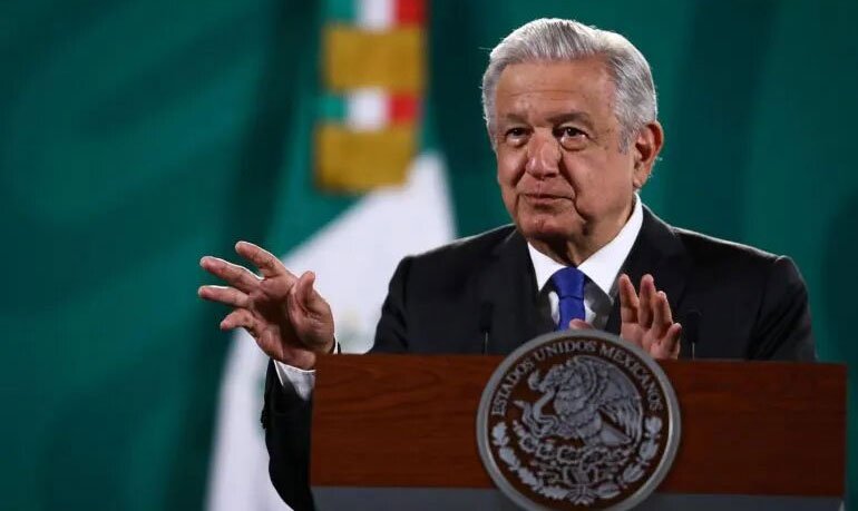 Petición a AMLO seguir su propio consejo, cero maltrato a migrantes