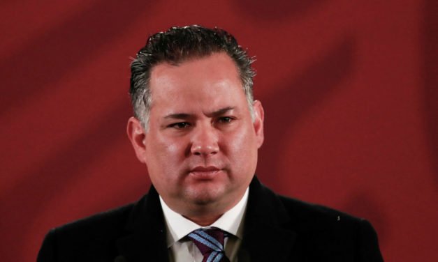 Renuncia el titular de Inteligencia Financiera de México en medio de un escándalo tras su ostentosa boda en Guatemala