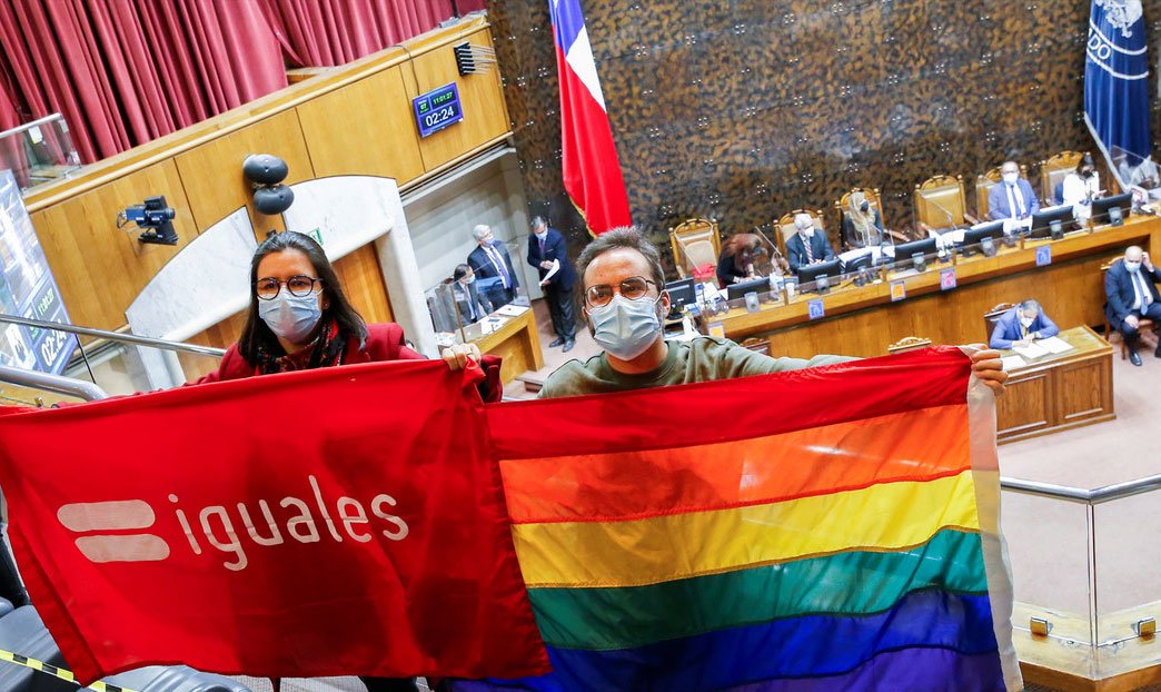 Chile aprueba el matrimonio igualitario y se convierte en el séptimo país de América Latina en reconocer este derecho