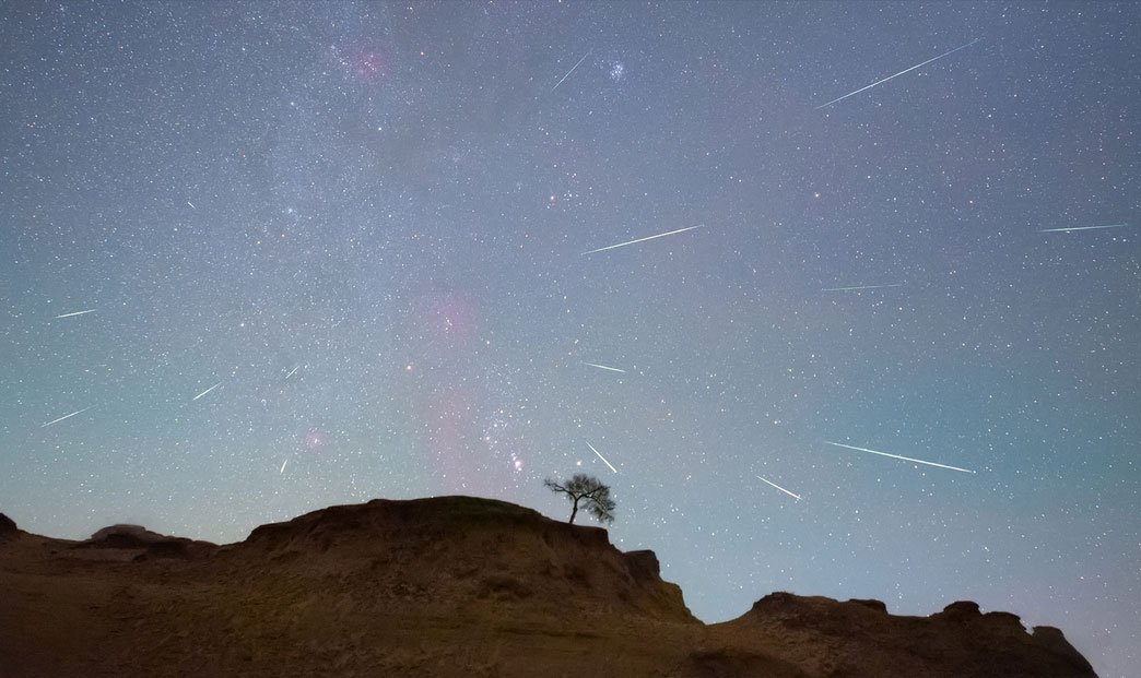 Lluvias de meteoros, una superluna y dos eclipses solares: estos son los fenómenos cósmicos que no se puede perder en 2022