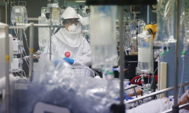 La OMS dice que todavía no se han registrado muertes a causa de la variante ómicron del coronavirus