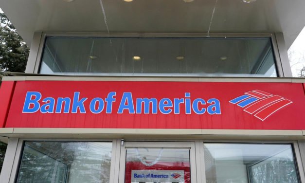 Bank of America reduce drásticamente las tarifas por sobregiros de cuentas