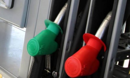 ¿Cuál es el día de la semana más barato para llenar su automóvil con gasolina?