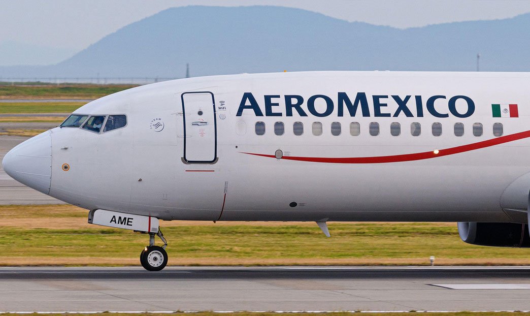 El contagio con covid-19 de más de 80 pilotos de Aeroméxico obliga a cancelar decenas de vuelos