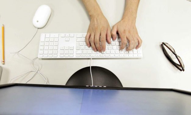 COVID en Jalisco: Gobierno estatal sugiere home office a empresas