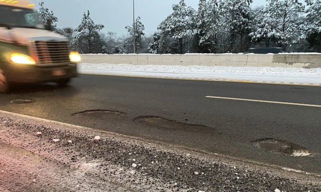 Llegó la temporada de baches, esto lo que debes saber