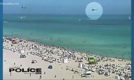 Helicóptero se estrella en el océano cerca de bañistas en Miami Beach