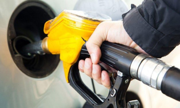 Los precios promedio de la gasolina suben por octava semana consecutiva