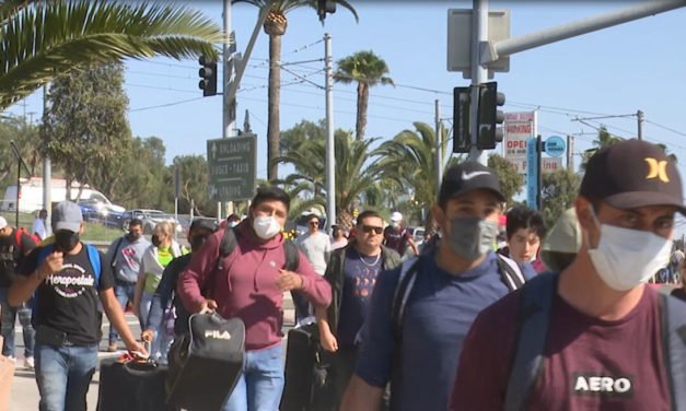 Cientos de miles de trabajadores agrícolas temporales comienzan a cruzar la frontera