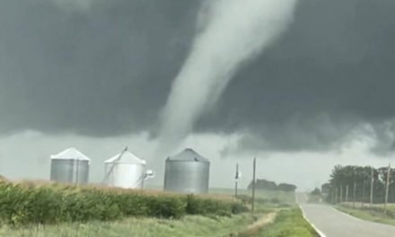 Seis muertos y al menos cuatro heridos tras un tornado en Iowa