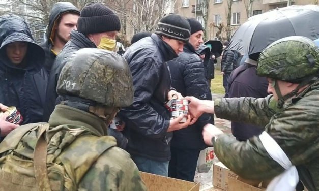 Rusia denuncia que nacionalistas ucranianos no dejan salir a los civiles por los corredores humanitarios acordados