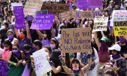 “Quieren proyectar la imagen de un México en llamas”: López Obrador convoca a feministas a evitar violencia en movilizaciones por el 8M.