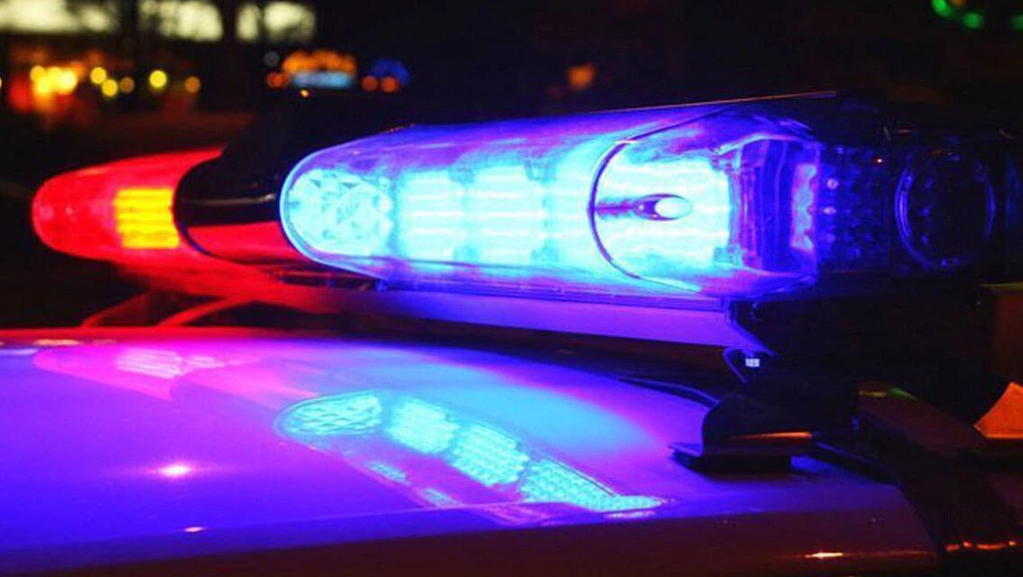 Policía acusa a hombre que le disparó a su madre en la cabeza durante una discusión