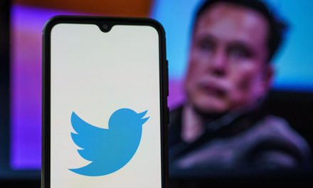 Elon Musk compra Twitter por 44.000 millones de dólares