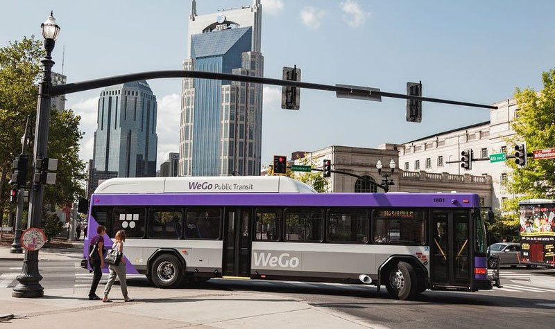 Un conductor de autobús WeGo emitió una citación estatal por delito menor después de golpear y matar a un peatón