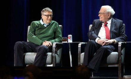 Bill Gates y George Soros, entre los multimillonarios que condenan el fallo que revoca el derecho al aborto en EE.UU.