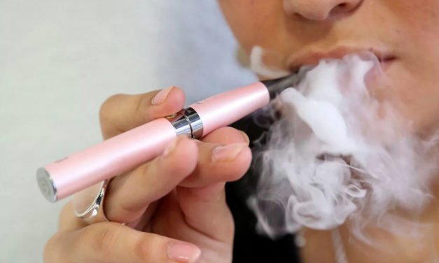 Prohíben venta de cigarrillos electrónicos en México