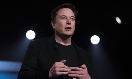 Elon Musk advierte que abandonará el acuerdo de Twitter si no recibe los datos solicitados