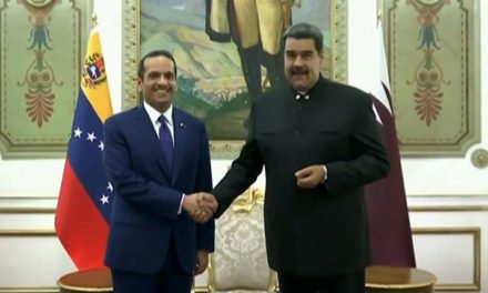Maduro recibe en Caracas al canciller de Catar para estrechar la cooperación comercial