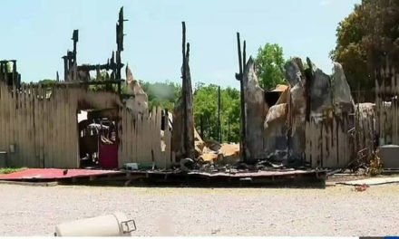 Bombero arrestado después de admitir haber provocado incendios