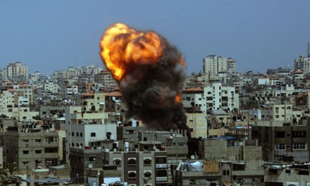 Israel anuncia una semana de bombardeos en Gaza, que responde con cohetes