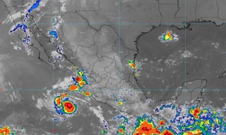 Detectan la tormenta tropical Newton en las costas de Jalisco en México