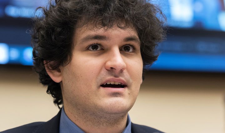 FTX denuncia que su exjefe transfirió activos congelados al Gobierno de Bahamas tras declararse en bancarrota
