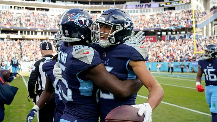 Puntuación de Titans vs. Broncos: el gran día de Nick Westbrook-Ikhine impulsa a Tennessee a superar a Denver.